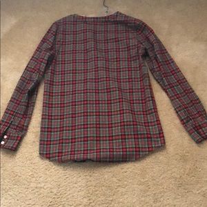Vineyard Vines Tops - EUC Vineyard Vines Plaid Blouse Vineyard Vines Tops - EUC Vineyard Vines Plaid Blouse